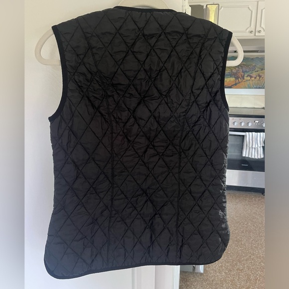 Barbour quilted black vest - Picture 3 of 4
